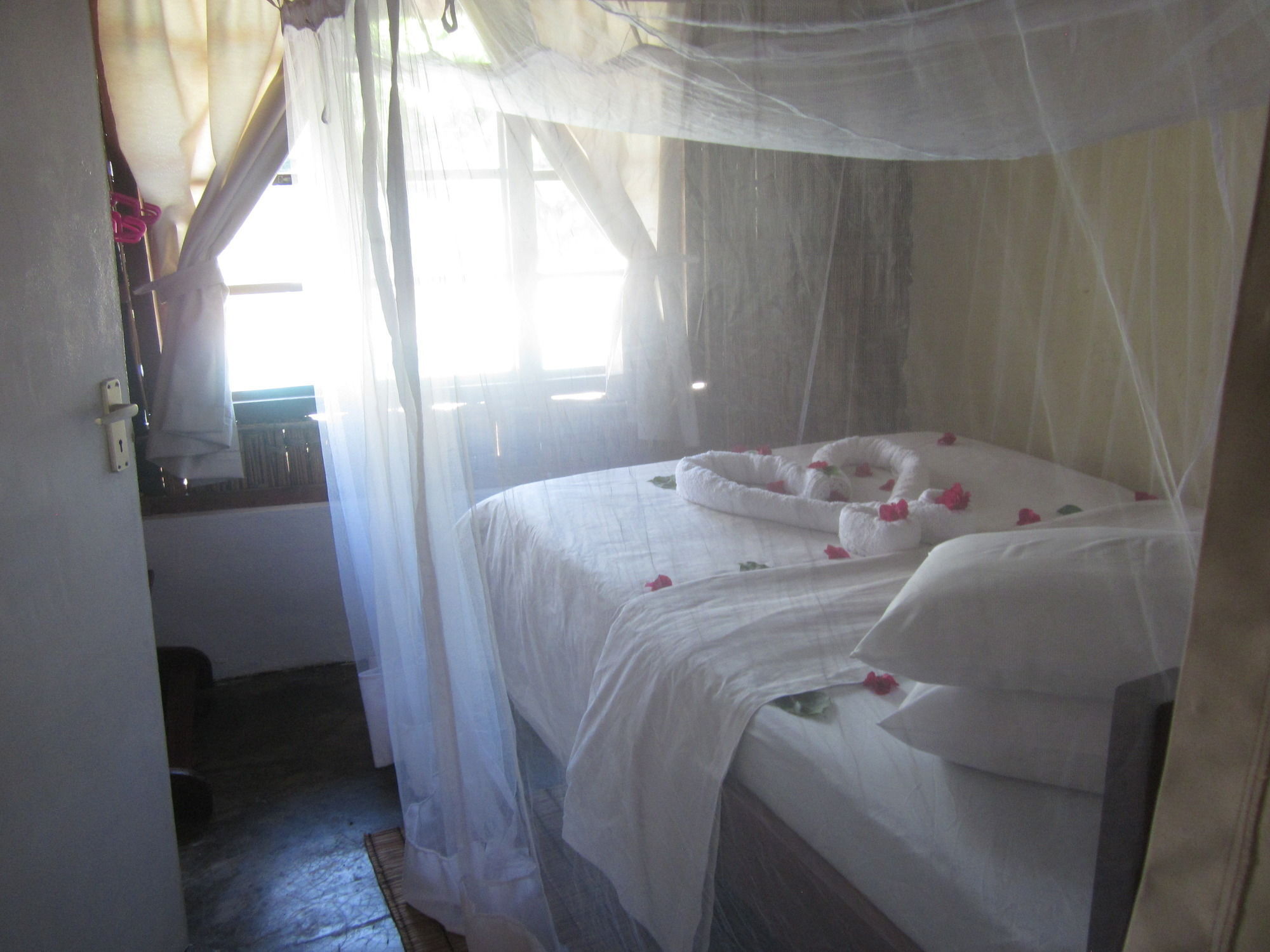 Baobab Beach Lodge And Backpackers 빌란쿨로스 외부 사진